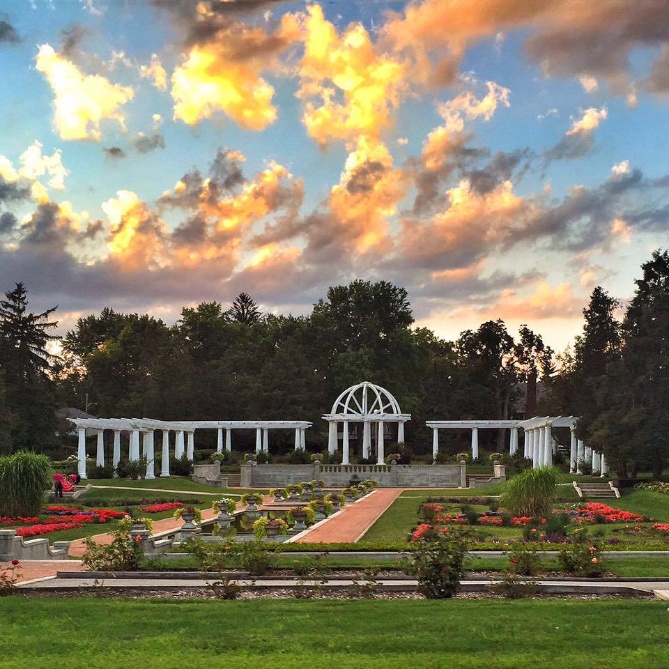 Our Fort Wayne Experience: From Kessler to Kiley on August 27 explores cultural landscapes, stopping at Lakeside Park's famous rose garden and other historic venues. (Photo: Fort Wayne Parks and Recreation)